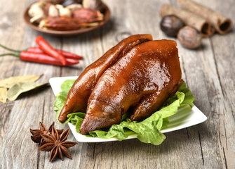 胭脂菜为什么能与猪蹄或母鸡同吃3