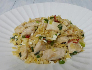 蒜香鸡肉黄金蛋炒饭10