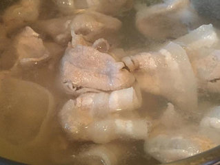 泰式柠檬酸辣肉片2