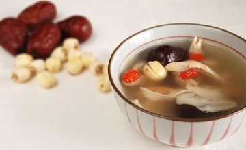 秋冬必备暖身汤，暖暖的，味道鲜美，喝起来上瘾2