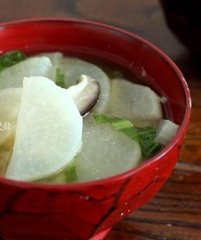 秋冬必备暖身汤，暖暖的，味道鲜美，喝起来上瘾4