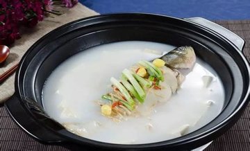 不管炖啥鱼，过程中的技巧，很多人不懂，难怪又腥又难吃！1