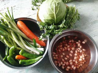 东北大嫂做“花咸菜”只用放盐就可以，两天就能吃，吃了赞不绝口2