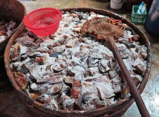 少碰腌制菜和煎炸菜，多吃小米和南瓜，肠胃越来越好！1