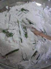 番婆饼Kuih Bangkit 怎样做出入口即溶的口感呢2