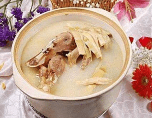 冬瓜笋干老鸭汤