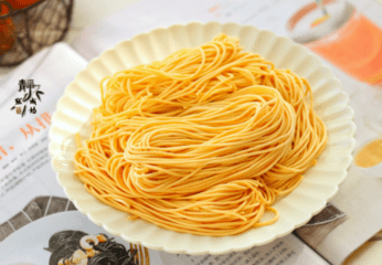 买的面条煮不烂，自己做才放心，这款自制面条，尤其适合孩子吃6