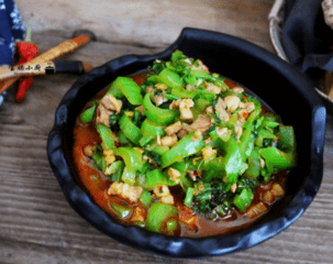 吃起来就没够，麻辣驱寒，天冷倍爱这菜，下班回来吃最好1