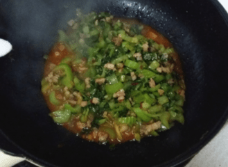 吃起来就没够，麻辣驱寒，天冷倍爱这菜，下班回来吃最好8