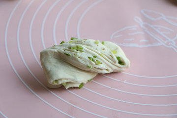 女儿就馋我做的面食，不用酵母不用二发，蓬松柔软7