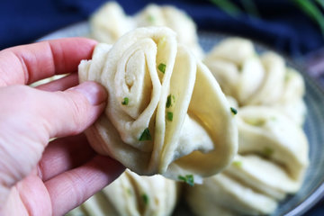 女儿就馋我做的面食，不用酵母不用二发，蓬松柔软11