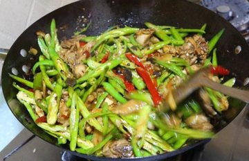 炒鸡的做法6