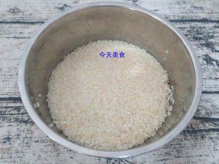 谁都能做：这种Q弹柔软的饼，你猜不到它用什么做的，食材家家有2