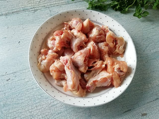 秋季要吃“小人参”(胡萝卜)，减少得感冒，教你这个做法，简单有营养2