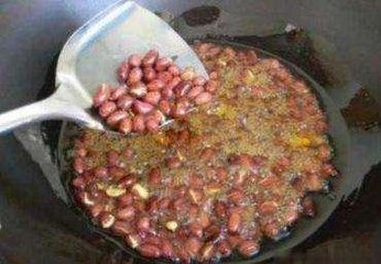 每天吃花生，提高免疫力，但注意这3种花生吃法反而会“养病”3