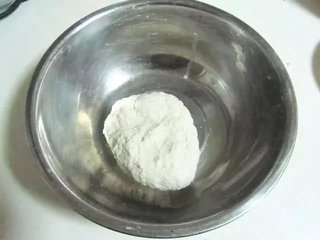 喝过“汽水”的包子，还没出锅，就能闻到香，金黄香脆！3