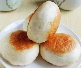 喝过“汽水”的包子，还没出锅，就能闻到香，金黄香脆！7