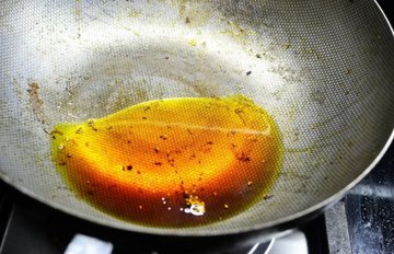 麻辣鱼的做法11