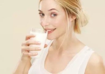 牛奶、酸奶、豆浆，喝谁更健康？6