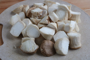 隔三差五准炖一次：这菜用来炖汤，汁多有嚼劲，上桌比肉还受欢迎4