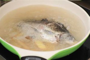 清炖鱼汤5