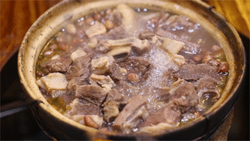 很多人都做错了：炖骨头第一步还在焯水？难怪汤不白，还没营养5