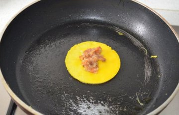 蛋饺的做法3