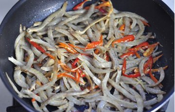 银鱼的做法大全4