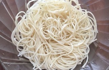 凉面的做法及调料5