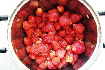 自制草莓酱1