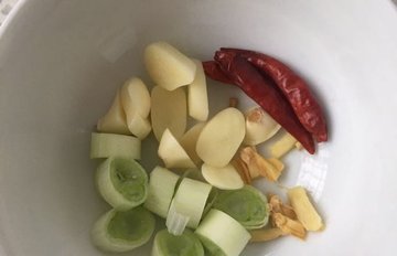 手撕包菜的家常做法2