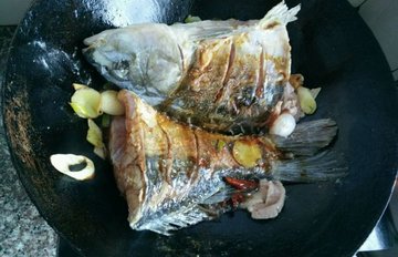 家常红烧鲤鱼6