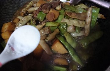 土豆炖豆角9