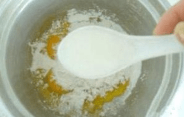 电饭锅蛋糕的做法5