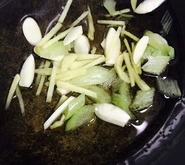 尖椒干豆腐7