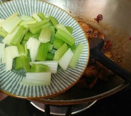 肘子的家常做法15