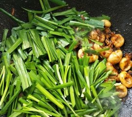 墨鱼仔的做法17