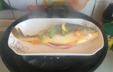 黄花鱼的做法3