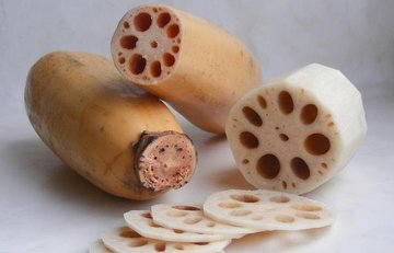 挑选莲藕不要只知道挑粗的！还需注意这几点，挑到品质更好的莲藕2