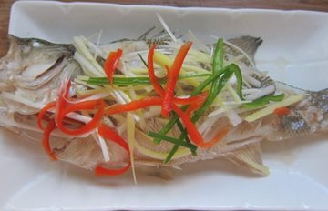 清蒸鲈鱼正宗做法5