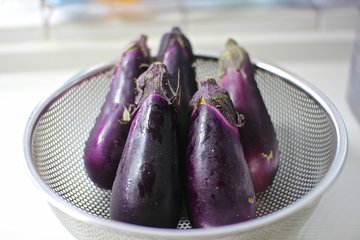 挑茄子的窍门，挑“直”还是“弯”？3