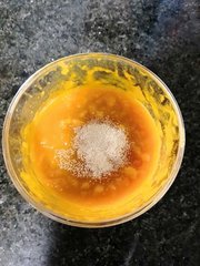 发糕不粘牙-南瓜发糕家常做法4