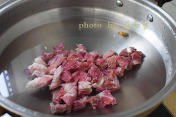 老公就爱这一口，隔三差五就要做一次，西红柿牛肉酱面4