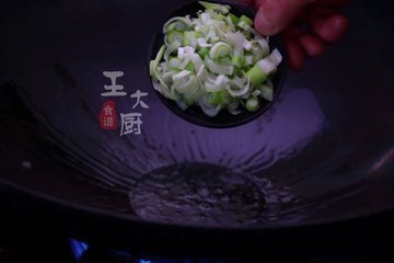 夏天经常吃：苦瓜炒荷包蛋，清凉去火7