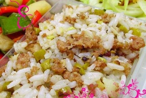 整合60种简单好吃的爱心盒饭制作方法46