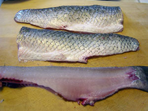 水煮鱼的鱼片怎么切-水煮鱼鱼片的切法10