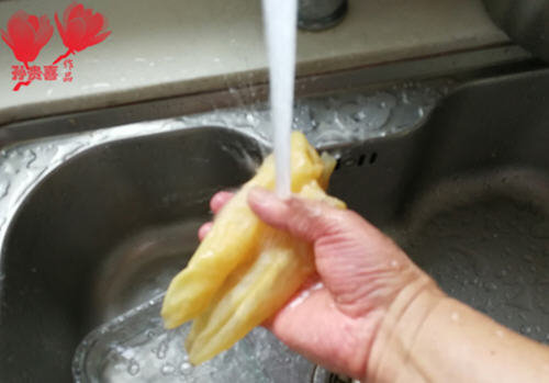鱼肚怎么发-水发干鱼肚的方法图解4