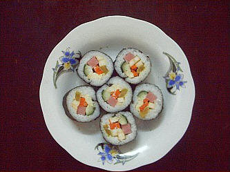 做寿司的步骤分几步？怎么做寿司？10