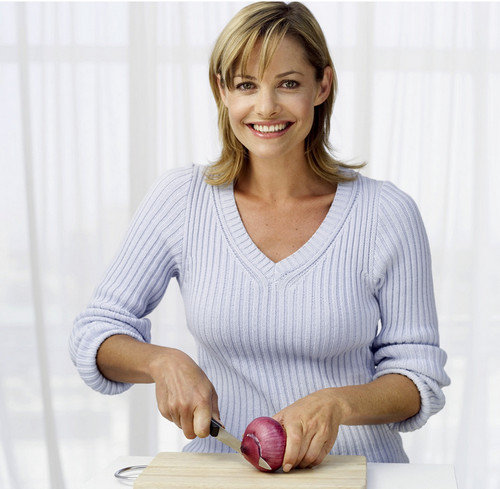 切洋葱怎么不流泪九个小窍门-切洋葱不会流泪的方法5