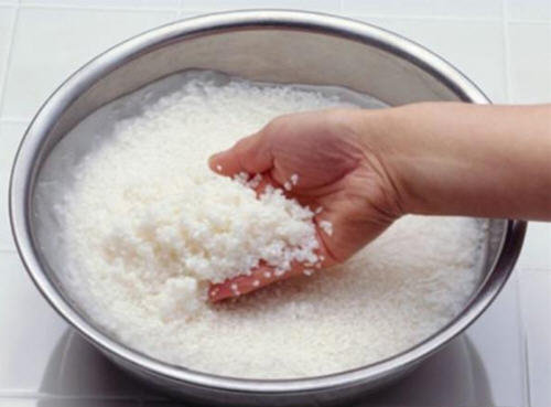 煮米饭水米比例多少-通用比率1：1.2口感最佳2